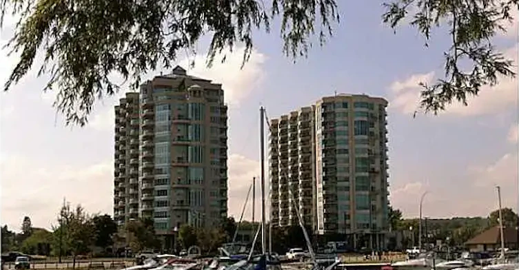 2 Toronto Street, Barrie, ON, L4N 9R2
