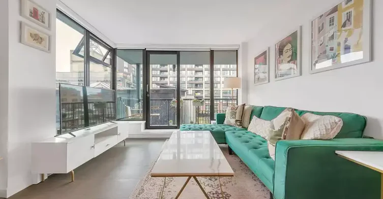 66 West Cordova Street, Vancouver, BC, V6B 0L2 - 2