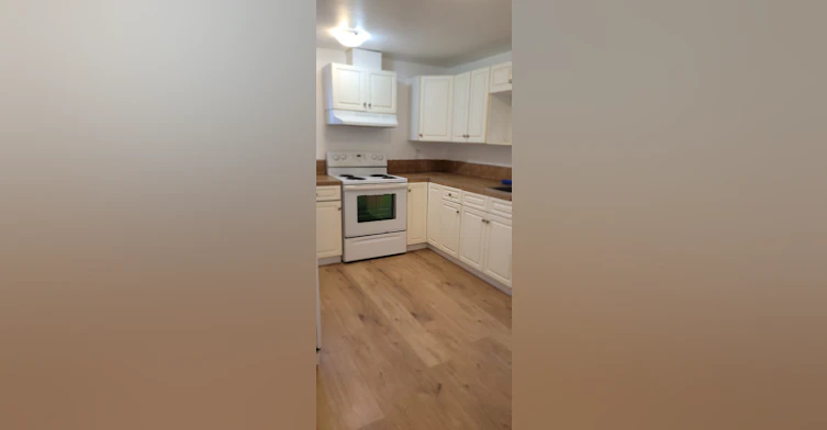 9513 74th Avenue, Edmonton, AB - 12