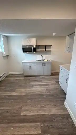 4928 59 Street, Innisfail, AB, T4G 1R8