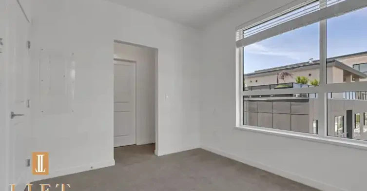15735 85 Avenue, Surrey, BC, V4N 6Z2 - 9