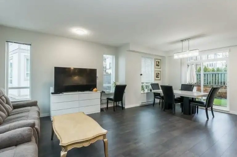 30930 Westridge Place, Abbotsford, BC, V2T 0H6 - 2