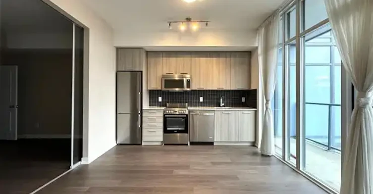 105 George Street, Toronto, ON, M5A 0L4 - 5