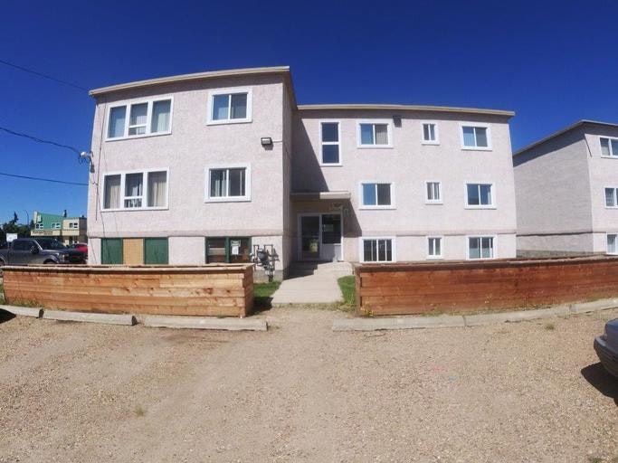 4821 52 Street, Red Deer, AB, T4N 2C6 - 3