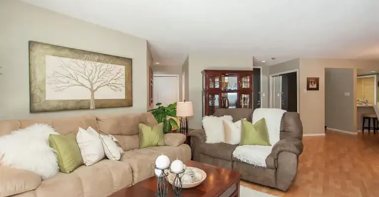 15025 Victoria Avenue, Surrey, BC, V4B 1G2 - 9