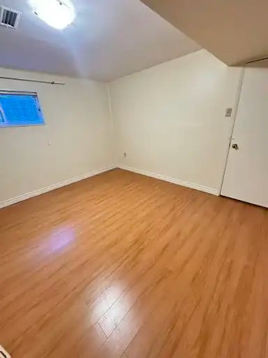21xx East 33rd Avenue, Vancouver, BC - 4