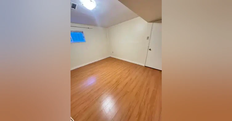 21xx East 33rd Avenue, Vancouver, BC - 4