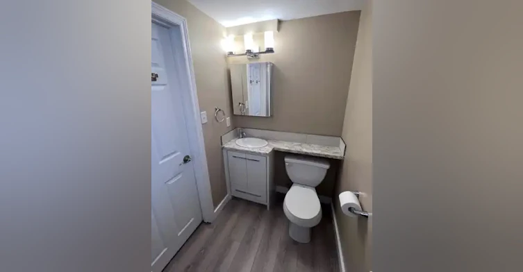 7416 86 Avenue Northwest, Edmonton, AB, T6B 0K7 - 12
