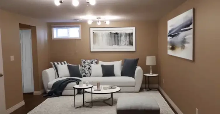 7416 86 Avenue Northwest, Edmonton, AB, T6B 0K7 - 4