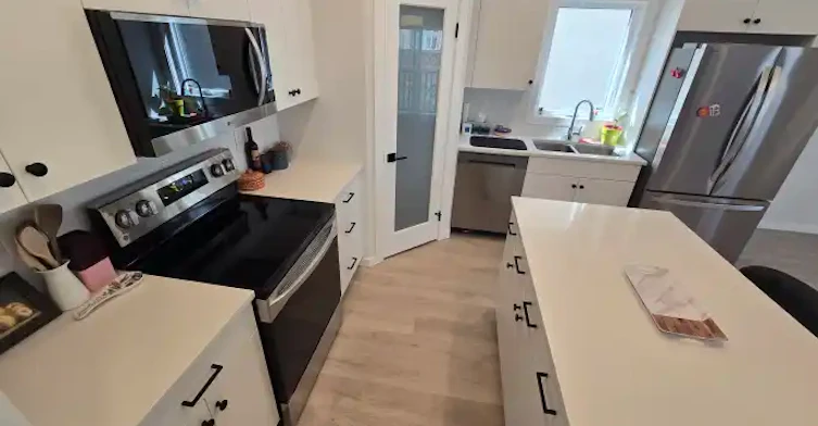 28 Stoneknife Crescent, Winnipeg, MB, R3X 0V4 - 3