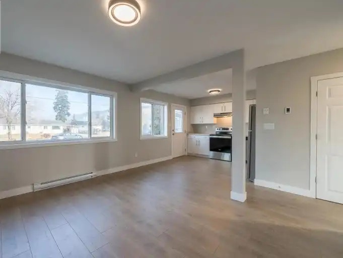 649 Reemon Drive, Kamloops, BC, V2B 6S9 - 3