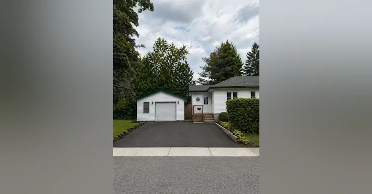 745 Downie Street, Peterborough, ON, K9H 4L2