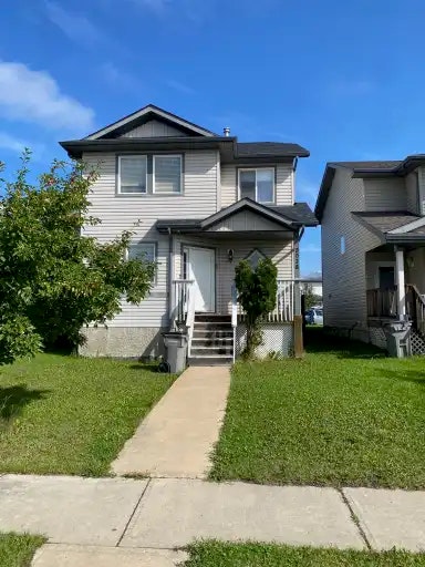 9038 95 Avenue, Grande Prairie, AB, T8X 1V3