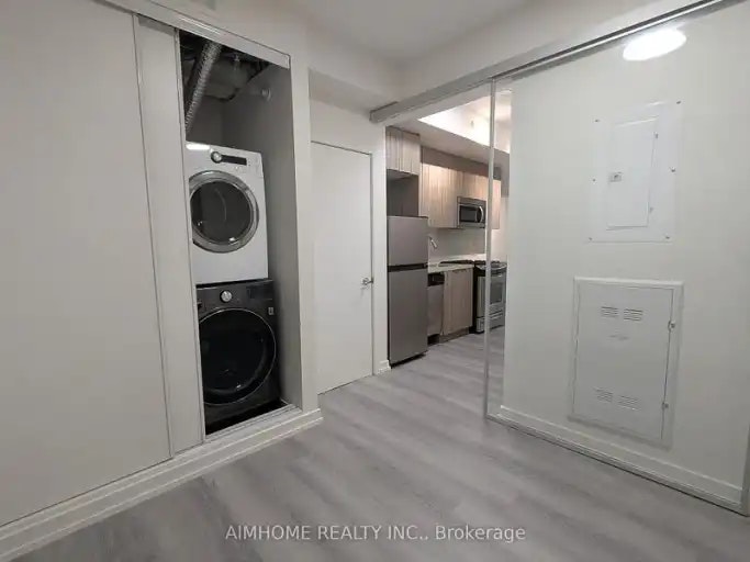 140 Broadview Avenue, Toronto, ON, M4M 2G2