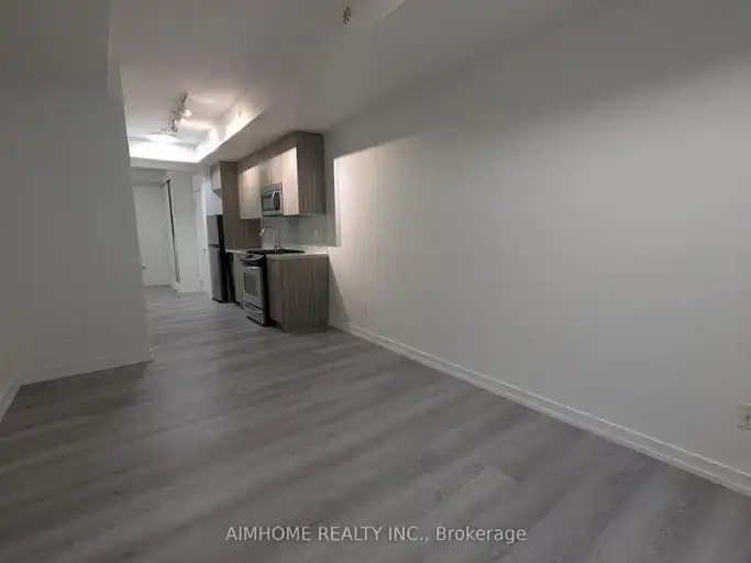 140 Broadview Avenue, Toronto, ON, M4M 2G2 - 7