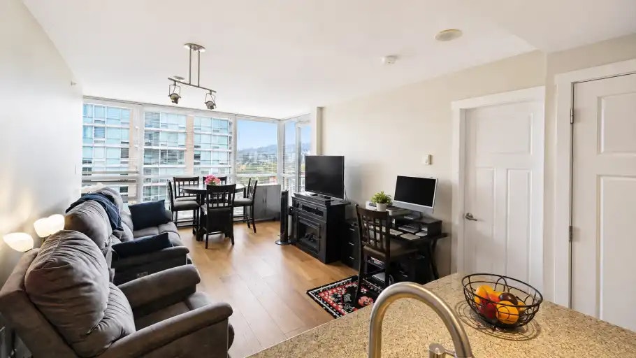 2978 Glen Drive, Coquitlam, BC, V3B 0C3 - 2