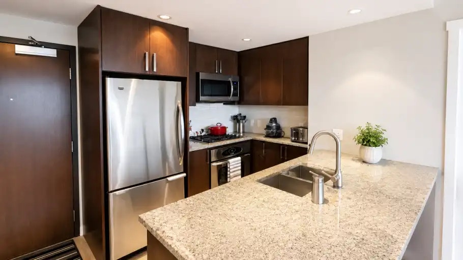 2978 Glen Drive, Coquitlam, BC, V3B 0C3 - 4