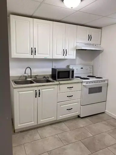 124 Sutherland Avenue, Hinton Hill, AB, T7V 1L1 - 3