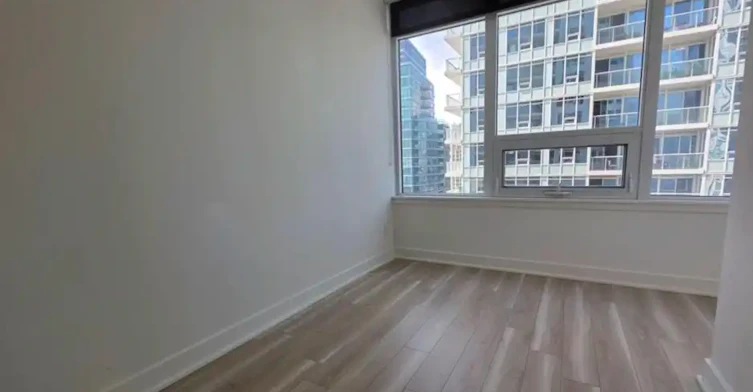 17 Bathurst Street, Toronto, ON, M5V 0N1 - 13