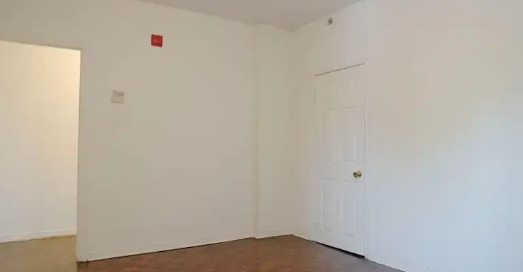 529 Danforth Avenue, Toronto, ON, M4K 1P7 - 4