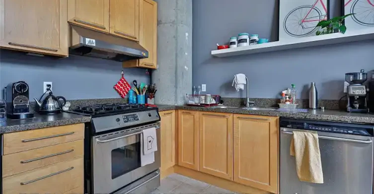 90 Sumach Street, Toronto, ON, M5A 4R4 - 13