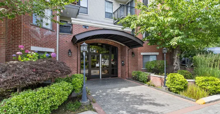 20303 Douglas Crescent, Langley, BC, V3A 8T4 - 2