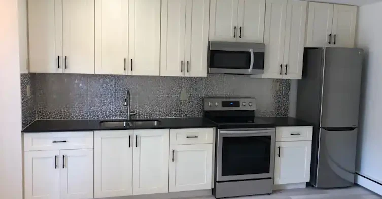 50 Hilda Avenue, Hamilton, ON, L8M 3E6 - 3