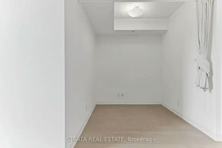 120 Bayview Avenue, Toronto, ON, M5A 0G4 - 10