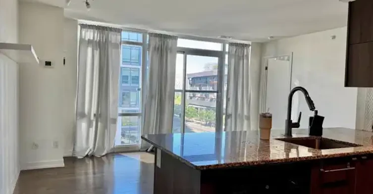 170 Fort York Boulevard, Toronto, ON, M5V 0E6 - 5