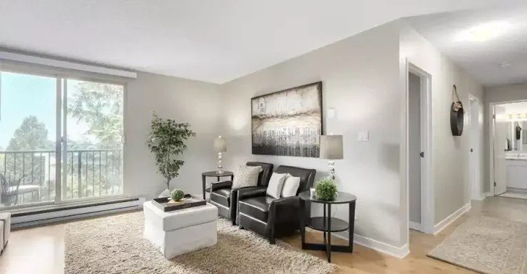 1121 Howie Avenue, Coquitlam, BC, V3J 1T9 - 3