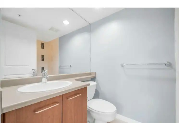 8480 Granville Avenue, Richmond, BC, V6Y 4E8 - 8