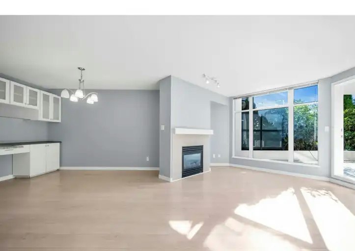 8480 Granville Avenue, Richmond, BC, V6Y 4E8 - 2