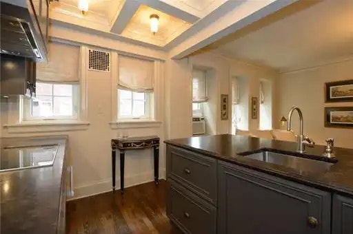 260 Metcalfe Street, Ottawa, ON, K2P 1R6 - 2