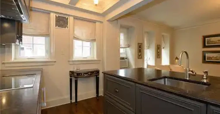 260 Metcalfe Street, Ottawa, ON, K2P 1R6 - 2