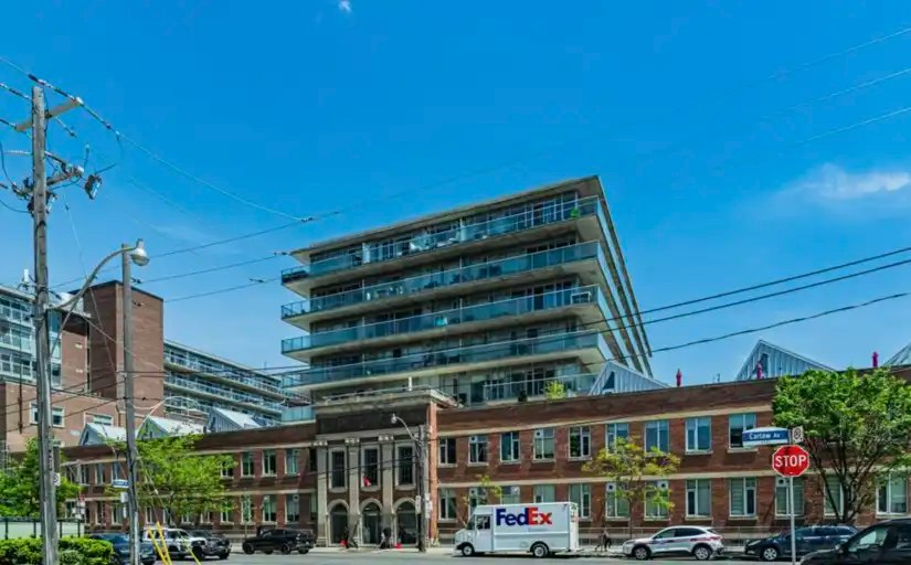 201 Carlaw Avenue, Toronto, ON, M4M 2S3