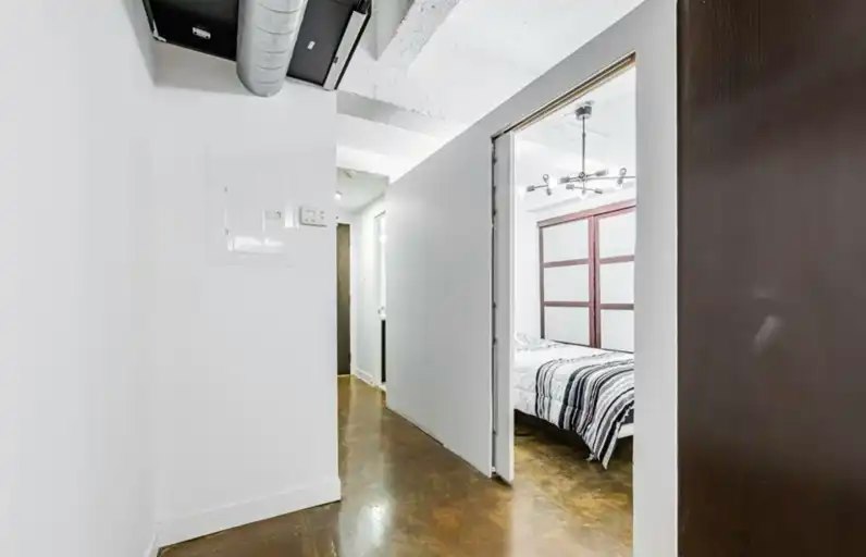 201 Carlaw Avenue, Toronto, ON, M4M 2S3 - 16
