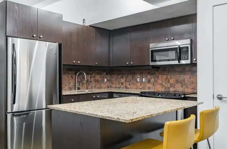 201 Carlaw Avenue, Toronto, ON, M4M 2S3 - 5