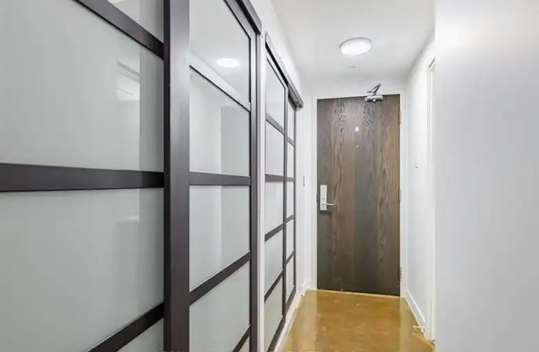 201 Carlaw Avenue, Toronto, ON, M4M 2S3 - 8