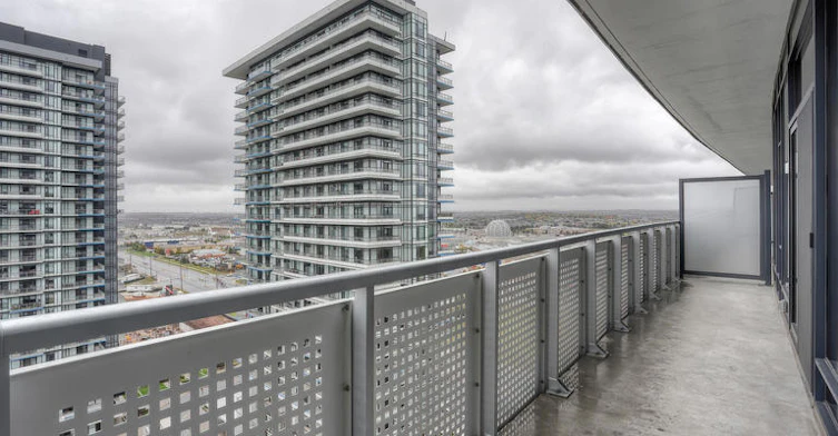 2520 Eglinton Avenue West, Toronto, ON, L5M 4N7 - 18