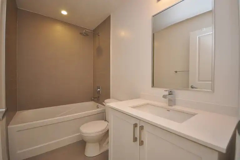 2470 Prince Michael Drive, Oakville, ON, L6H 7P1 - 9