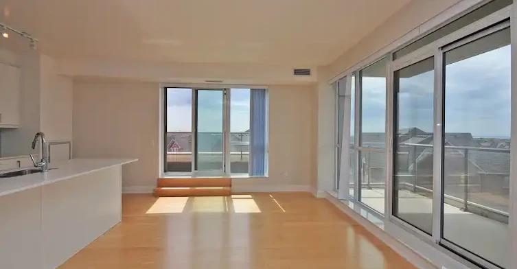 2470 Prince Michael Drive, Oakville, ON, L6H 7P1 - 4