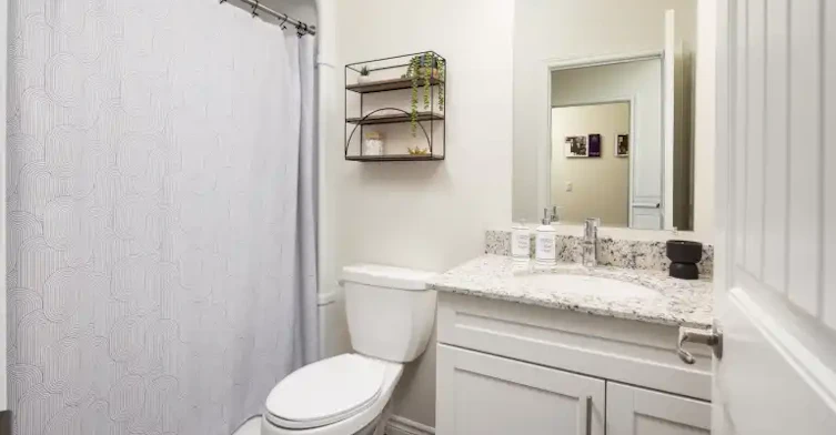 8401 Wyandotte Street East, Windsor, ON, N8S 4S8 - 2