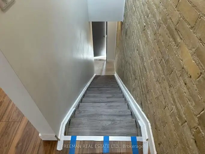 1029 Gerrard Street East, Toronto, ON, M4M 1Z6 - 8