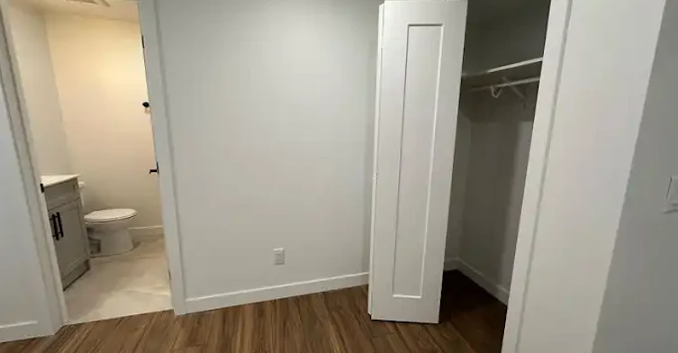 1029 Gerrard Street East, Toronto, ON, M4M 1Z6 - 12