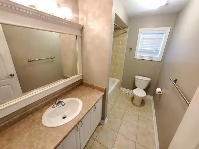 27 Kimble Avenue, Clarington, ON, L1C 0J9 - 17