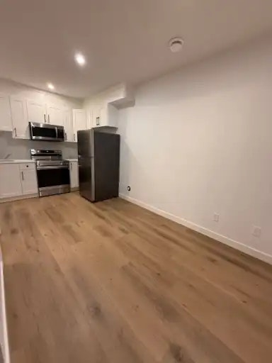 9632 110 Avenue Northwest, Edmonton, AB, T5H 1H5 - 9