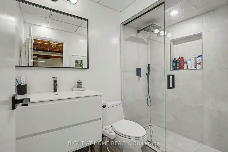 781 King Street West, Toronto, ON, M5V 1N4 - 13