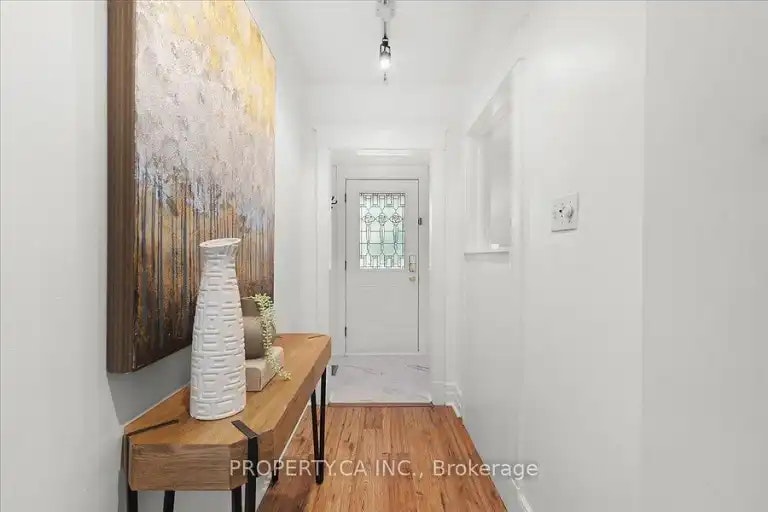 44 Beach View Crescent, Toronto, ON, M4E 2L5 - 10