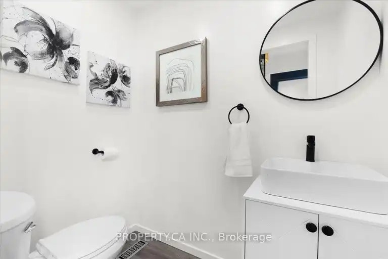 44 Beach View Crescent, Toronto, ON, M4E 2L5 - 18