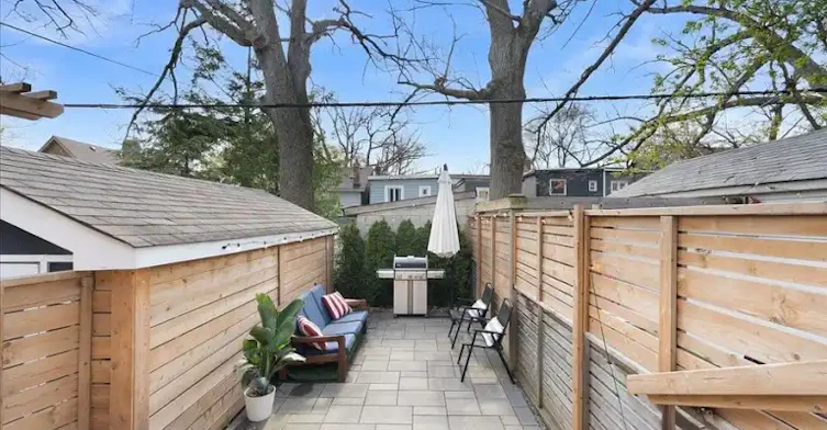 44 Beach View Crescent, Toronto, ON, M4E 2L5 - 16